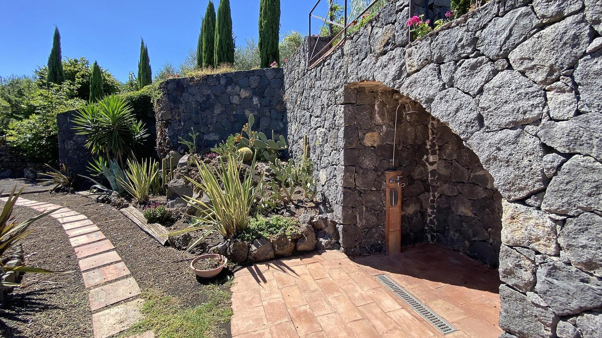 فيلا Il Palmento Dell'Etna تريكاستانيي المظهر الخارجي الصورة