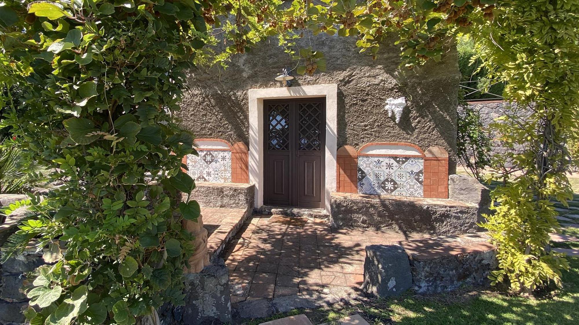فيلا Il Palmento Dell'Etna تريكاستانيي المظهر الخارجي الصورة